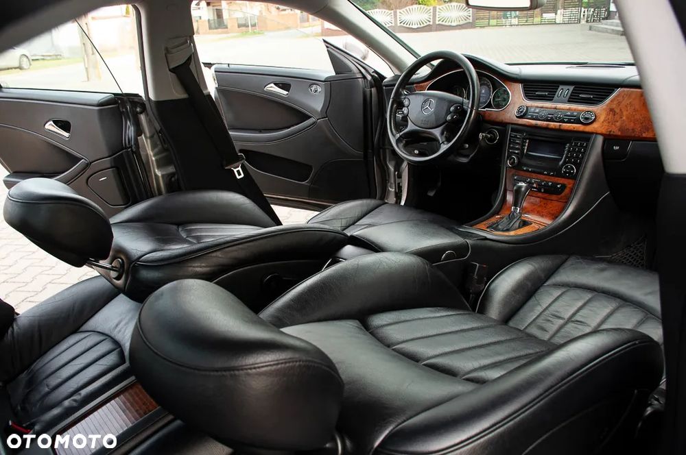 Mercedes-Benz CLS 350 7G-TRONIC - 20