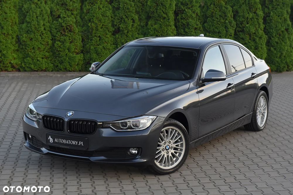BMW Seria 3 316i - 5