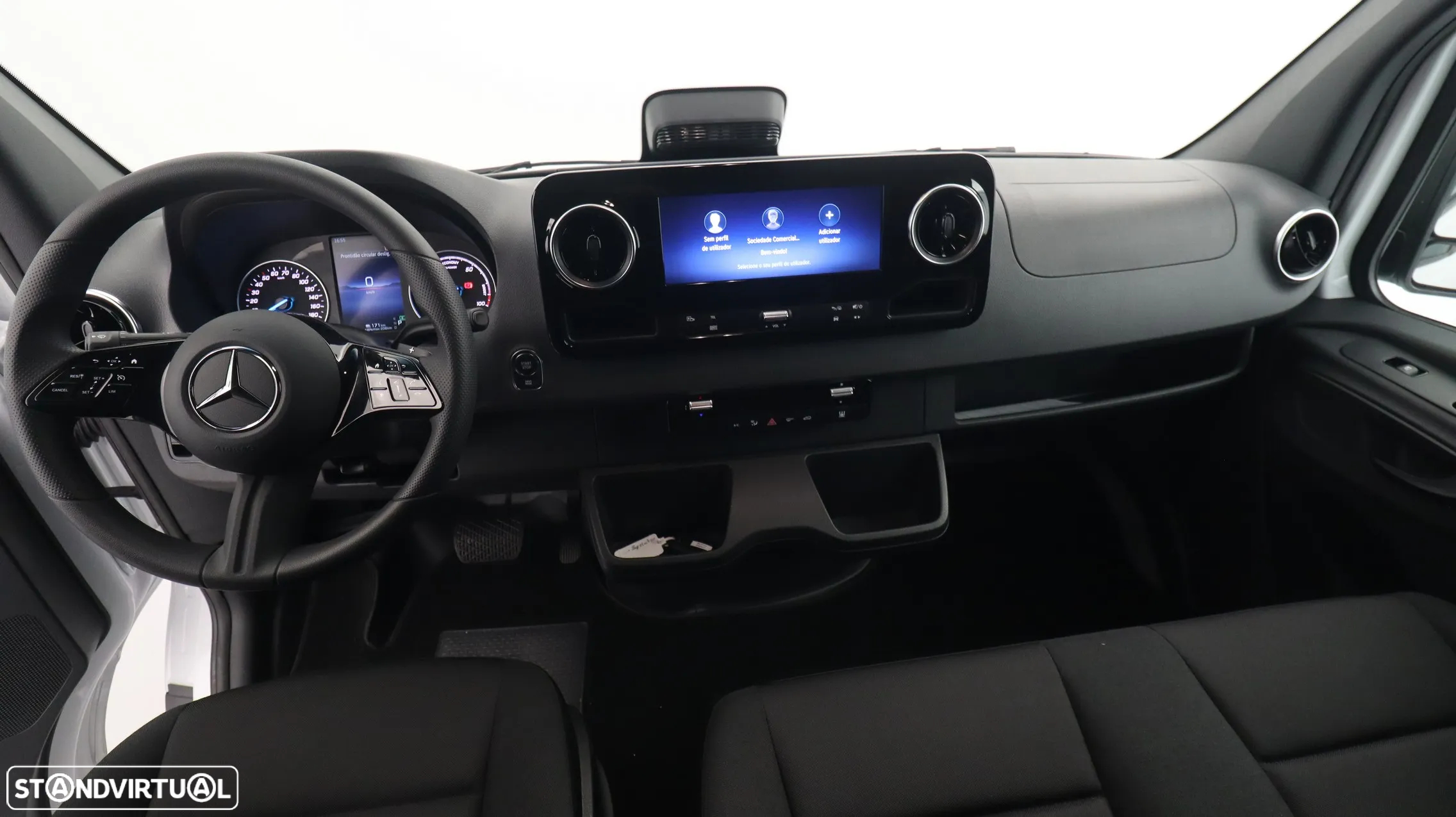 Mercedes-Benz eSprinter - 11