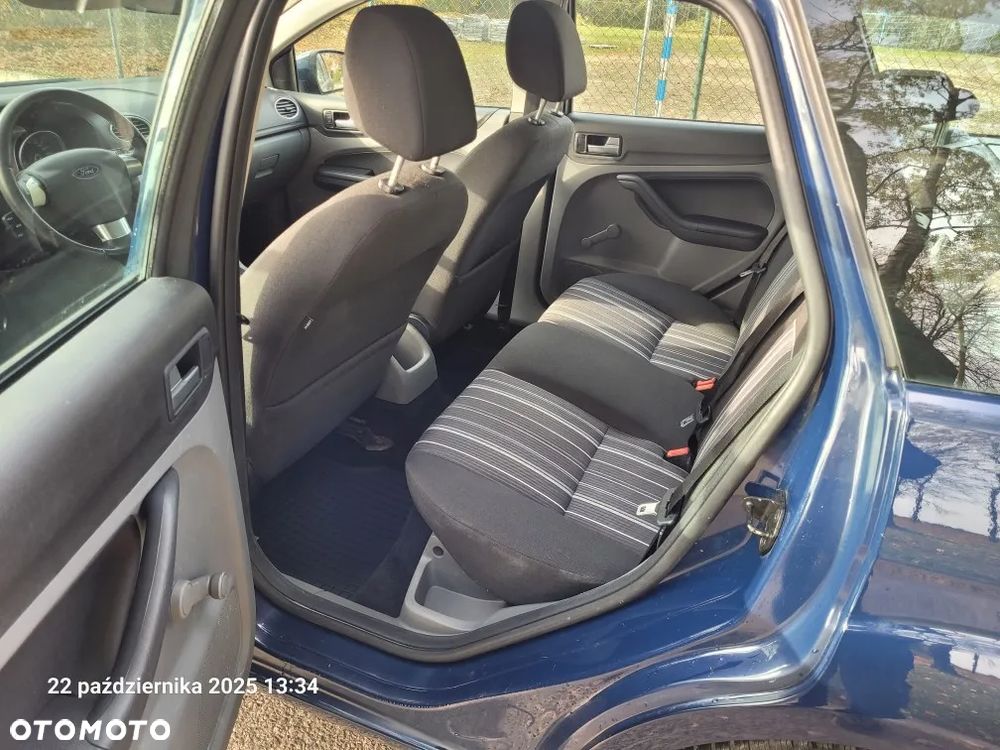 Ford Focus 1.4 16V Ambiente - 16