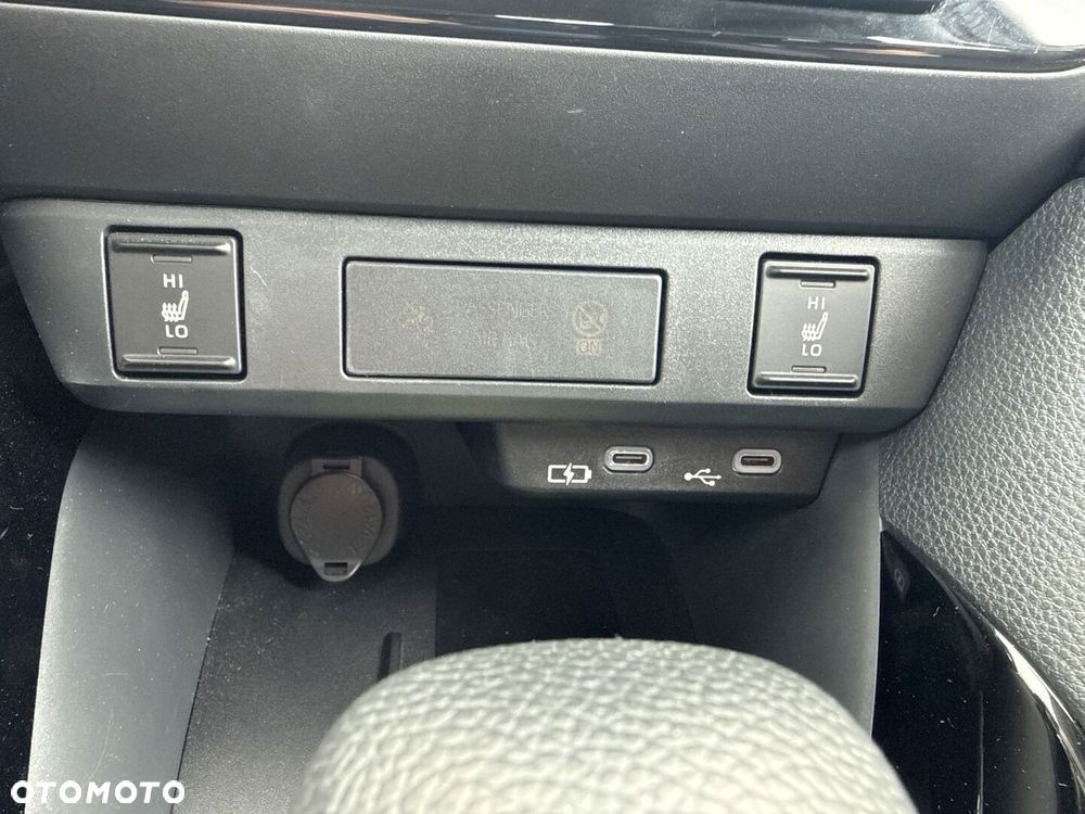 Toyota Yaris Hybrid 1.5 Style - 25
