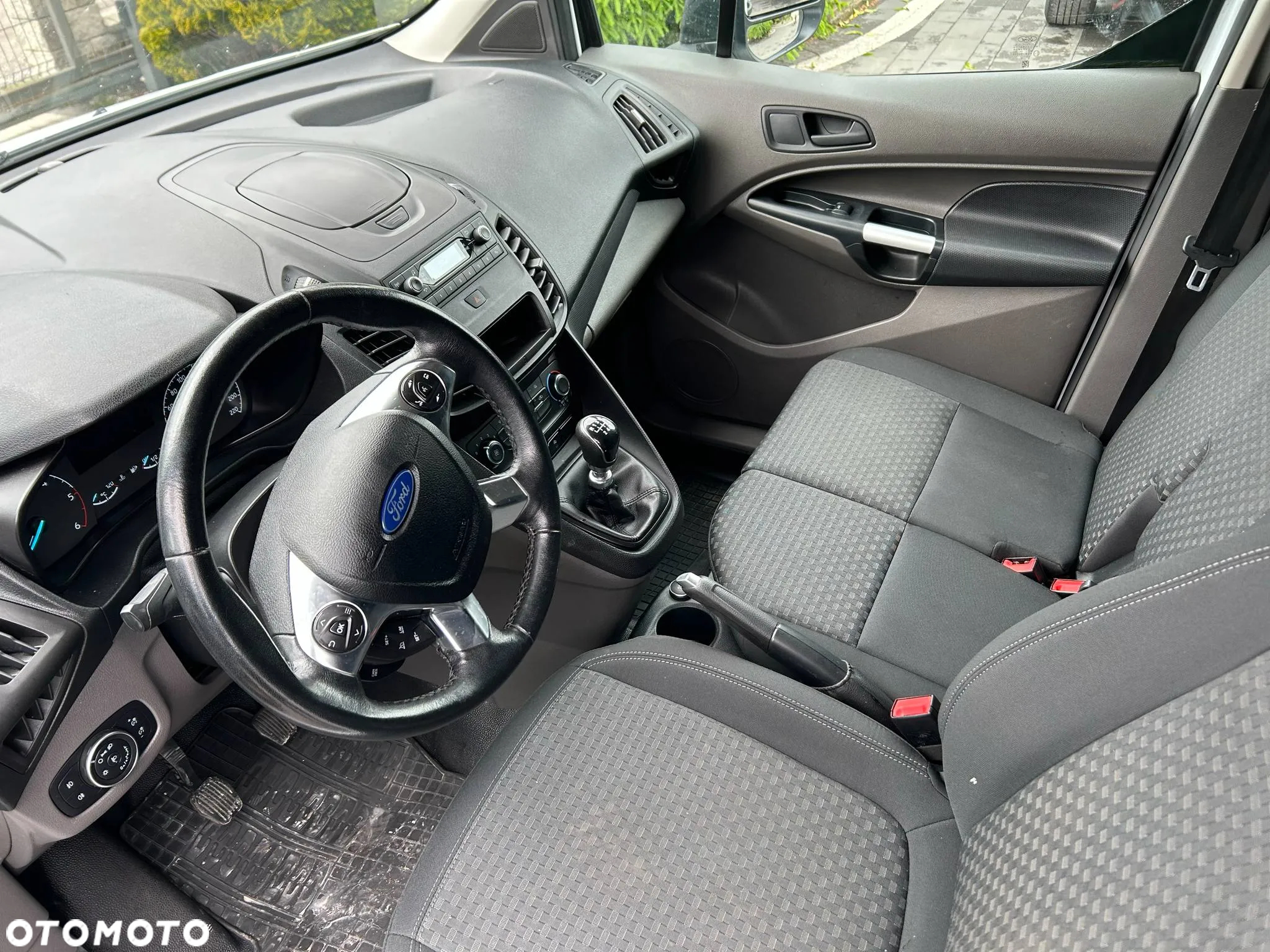 Ford Transit Connect - 7