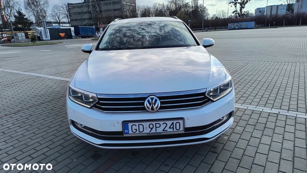 Volkswagen Passat - 18