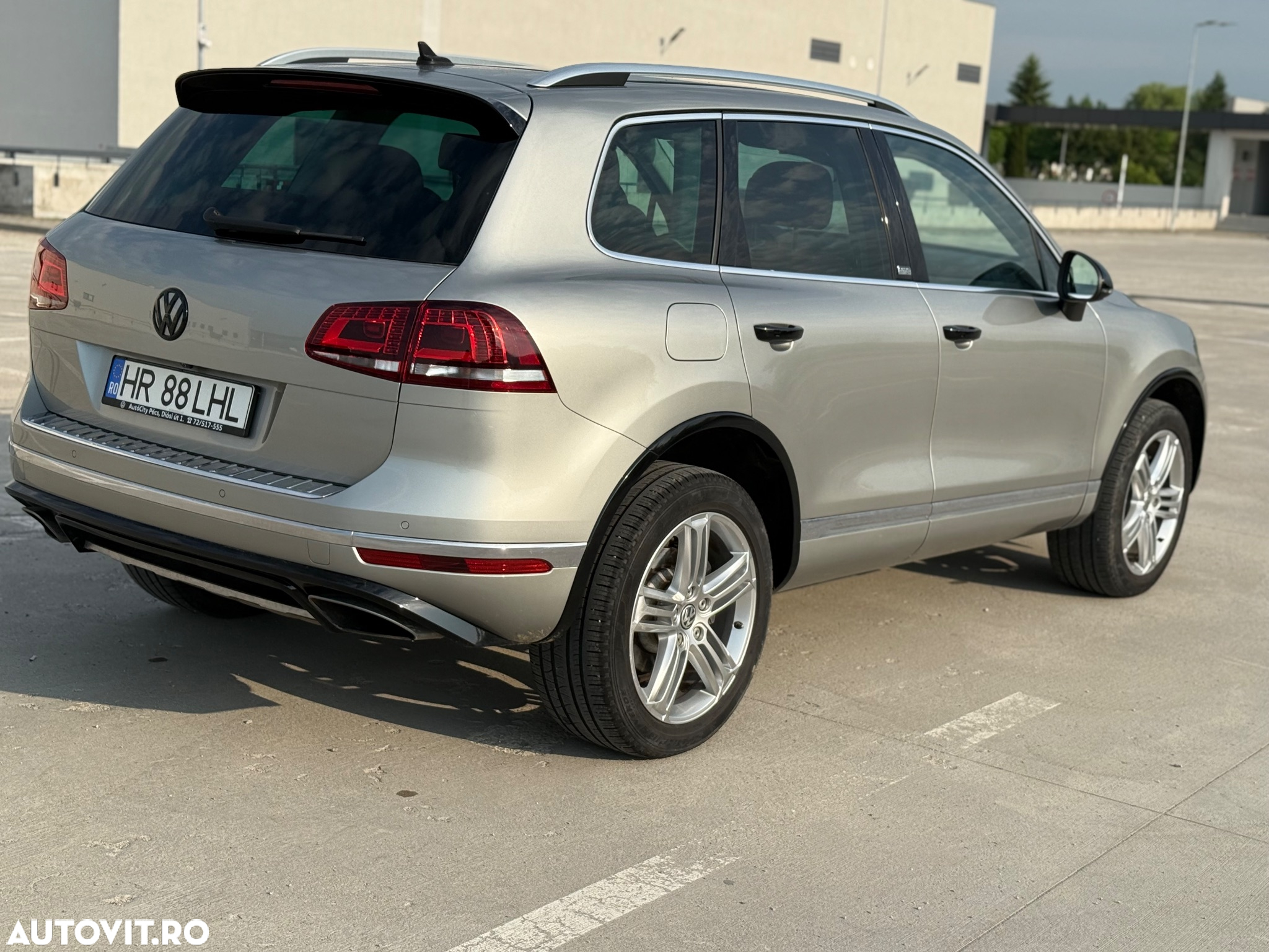 Volkswagen Touareg 3.0 V6 TDI BMT - 5