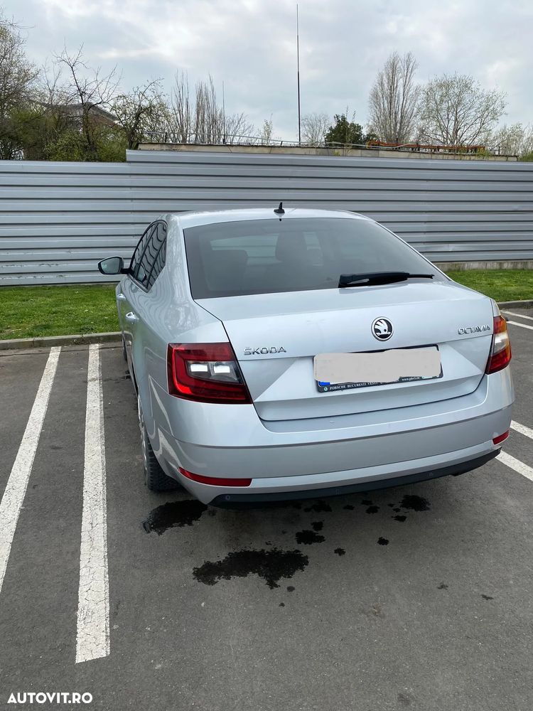 Skoda Octavia 1.4 TSI DSG Style - 3