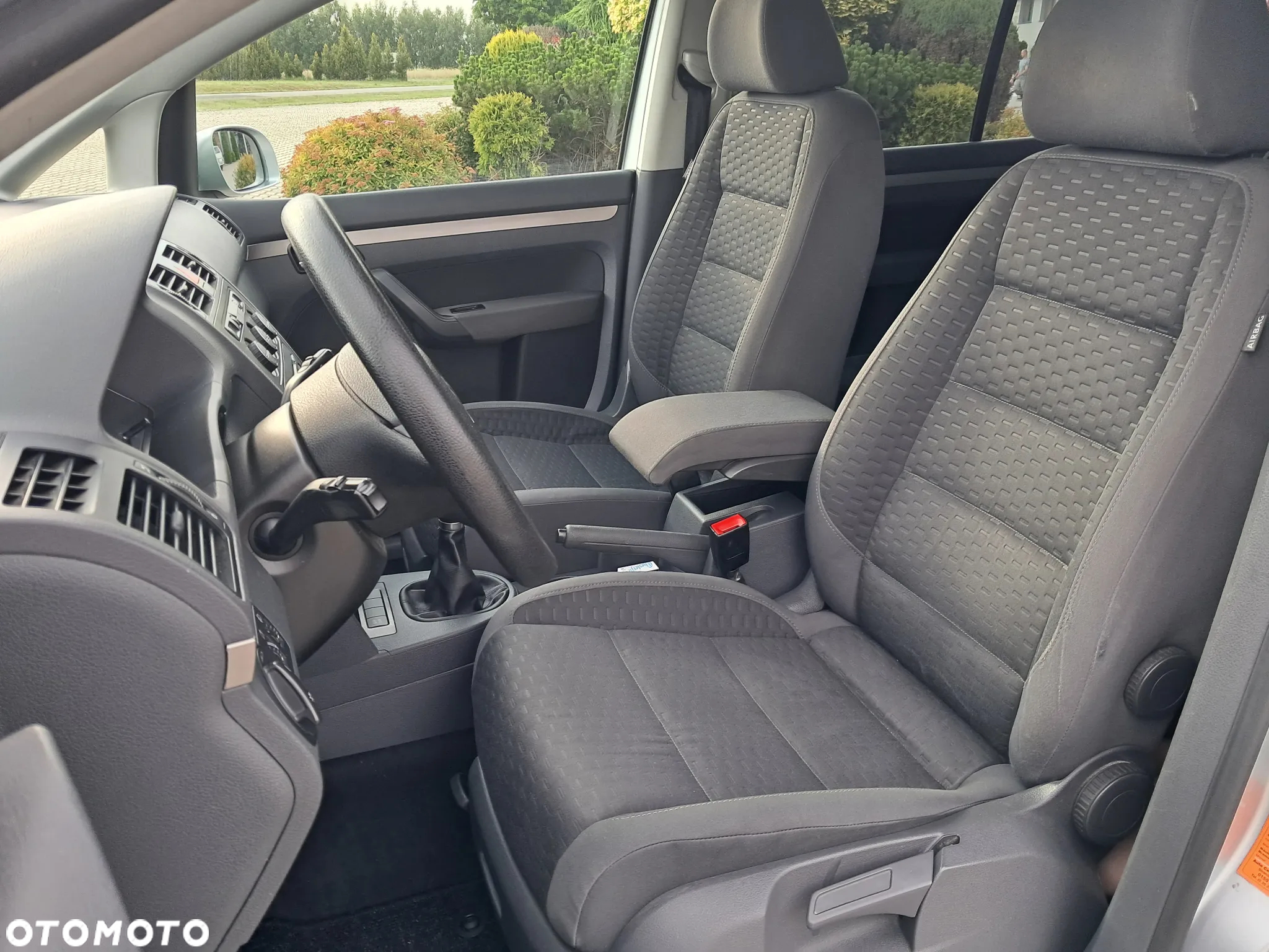 Volkswagen Touran 1.9 TDI DPF Highline - 19