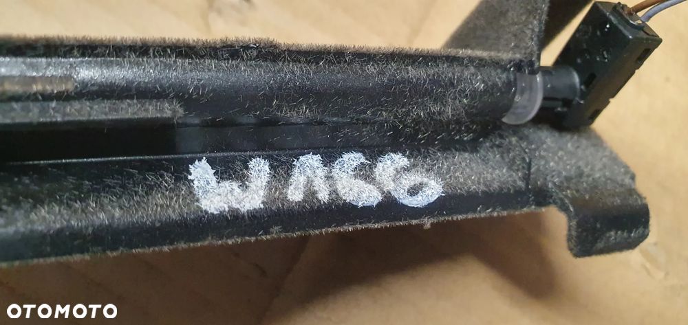Oświetlenie światło podłokietnika Mercedes GL X166 W166 A1666800014 A0009062235 - 8