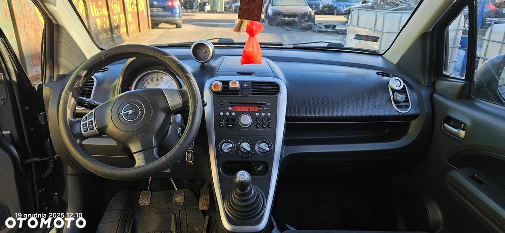 Opel Agila B 1,3 CDTI 55kW 75KM 2009r 5d hatchback ZCEB silnik D13A 5-bieg manual - 4