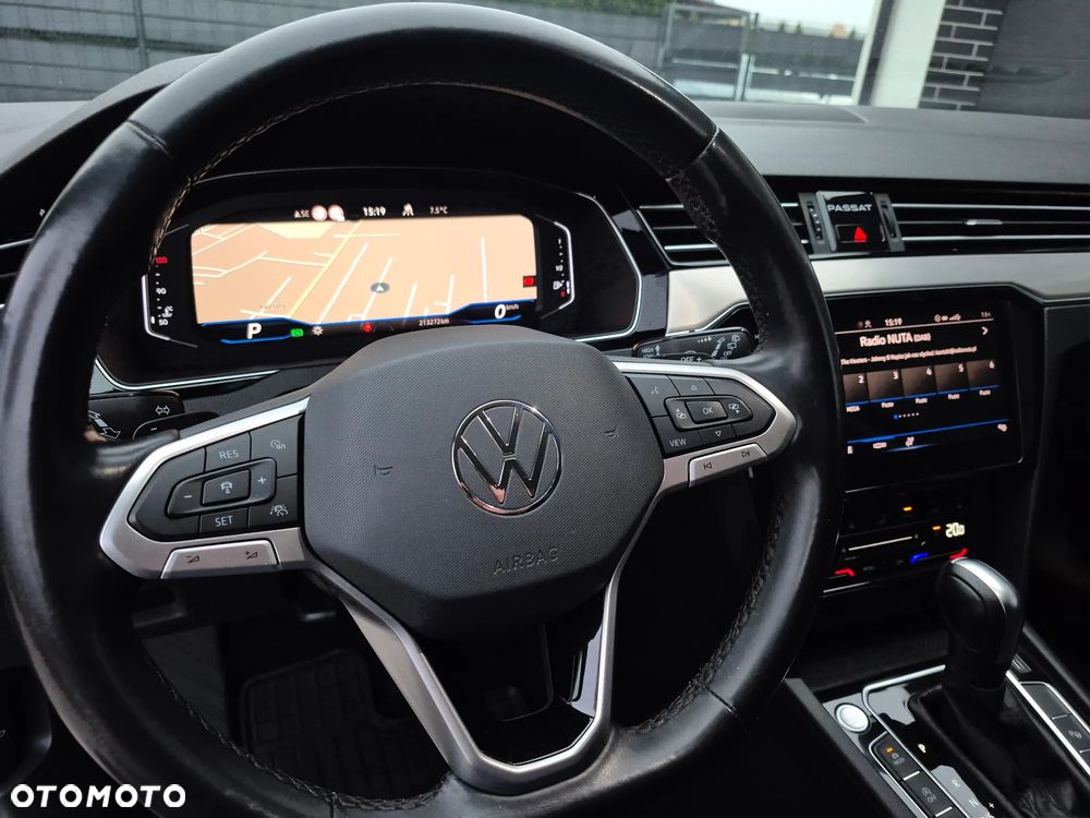 Volkswagen Passat 2.0 TDI Elegance DSG - 10