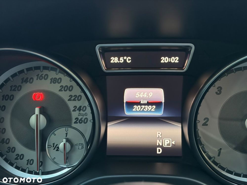 Mercedes-Benz CLA 200 (CDI) d 7G-DCT - 12
