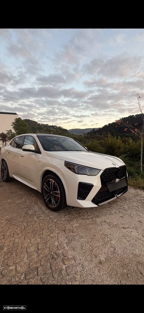 BMW X2 18 d sDrive Auto Pack M - 2