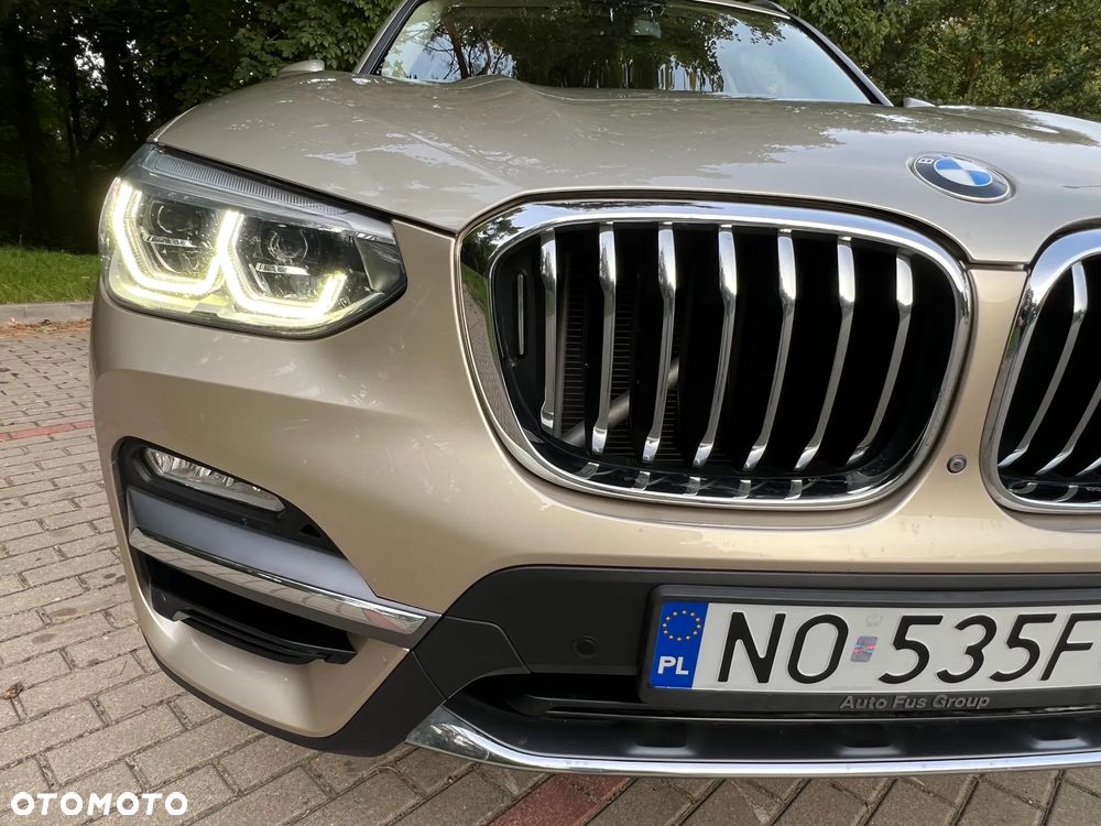 BMW X3 xDrive20d Luxury Line - 2