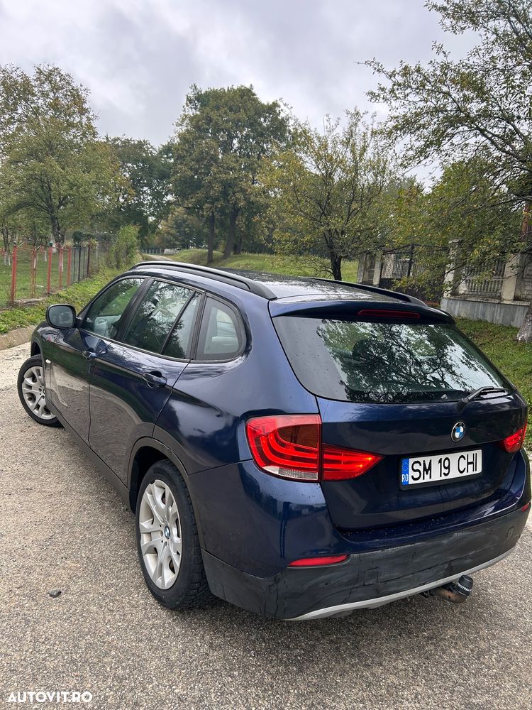 BMW X1 xDrive18d - 11