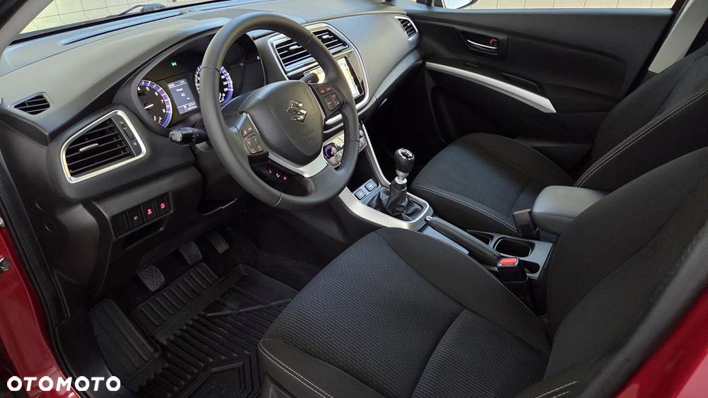 Suzuki SX4 S-Cross 1.4 T Premium - 8