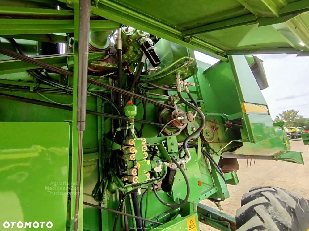 John Deere 2266 - 5