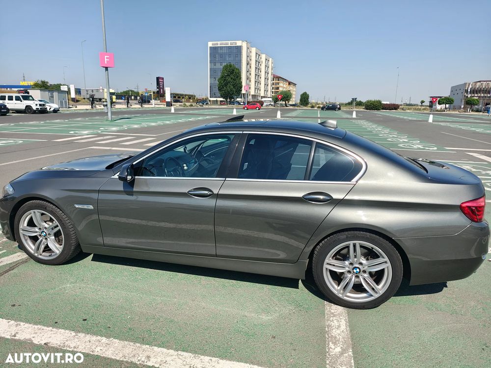 BMW Seria 5 525d xDrive AT - 8