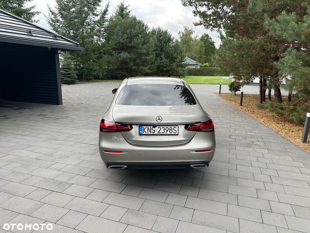 Mercedes-Benz Klasa E 220 d 9G-TRONIC Avantgarde - 8