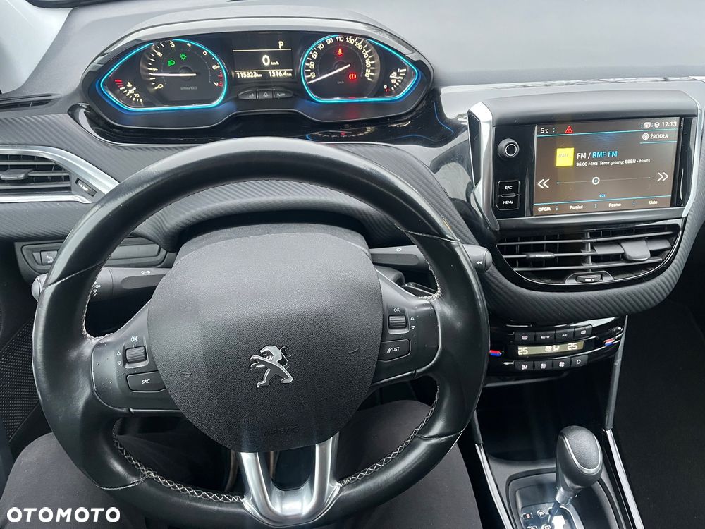 Peugeot 2008 PureTech 110 Stop&Start EAT6 GT-Line Edition - 21