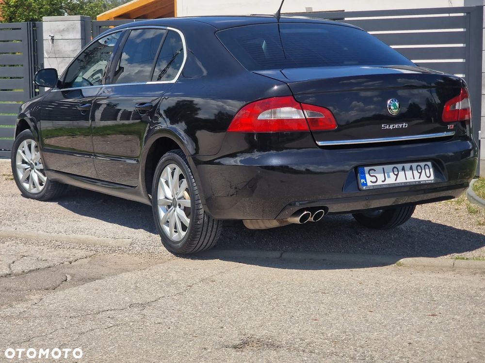 Skoda Superb 2.0 TDI Active - 4