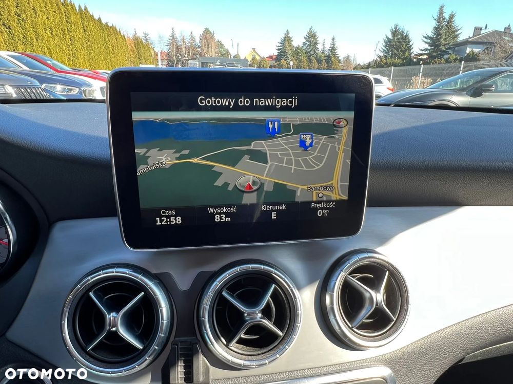 Mercedes-Benz CLA 180 7G-DCT AMG Line - 17