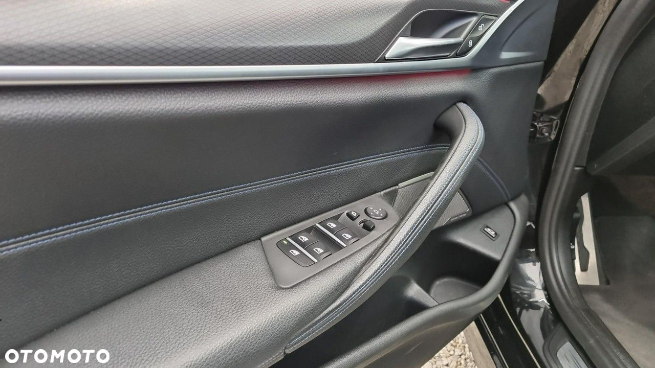 BMW Seria 5 - 13