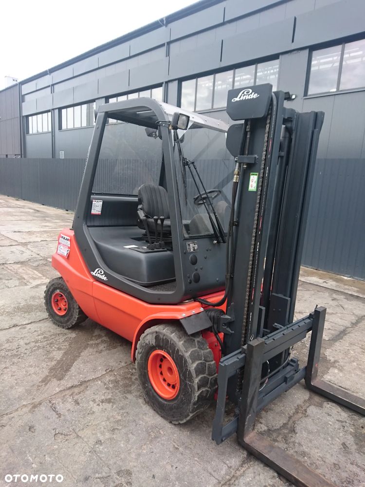 Linde [1999] WÓZEK WIDŁOWY LINDE H30T GAZ 3tony - 7
