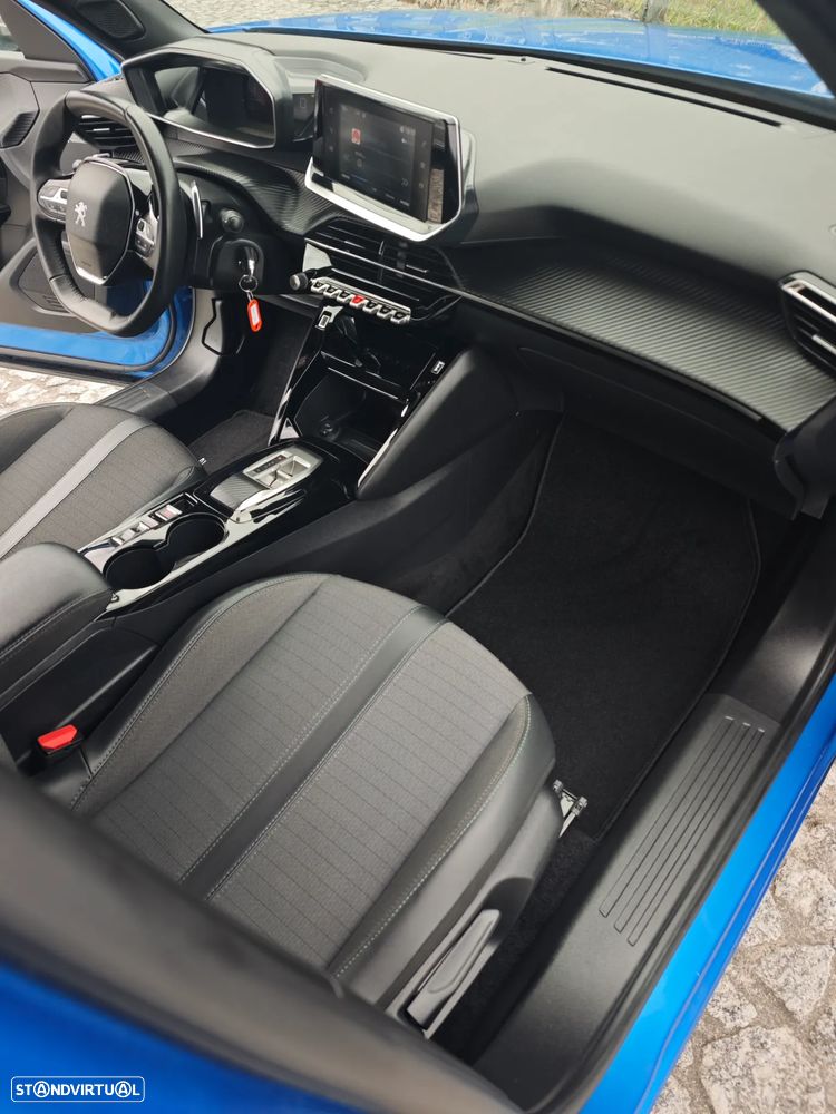 Peugeot 2008 1.2 PureTech Allure Pack EAT8 - 12