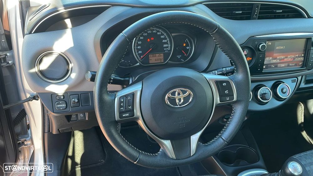Toyota Yaris - 15