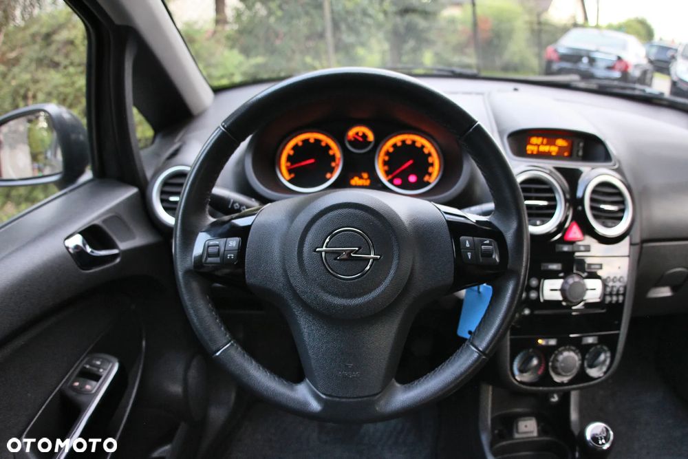 Opel Corsa - 8