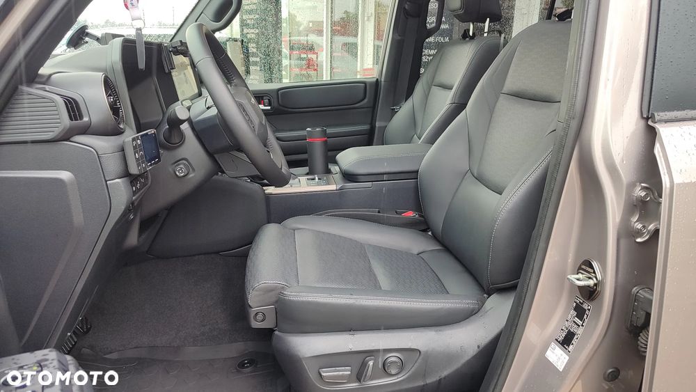 Toyota Land Cruiser LC 2.8 D-4D Executive - 17