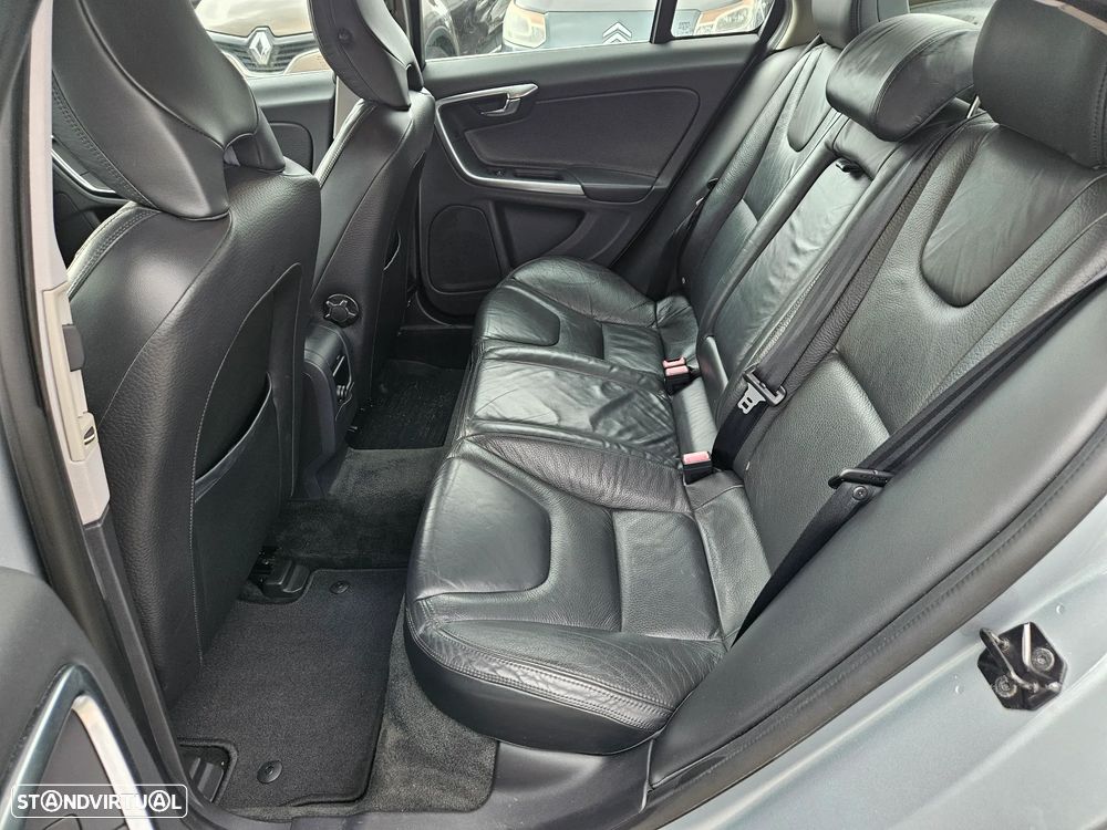 Volvo S60 2.0 D3 Summum Start/Stop - 14