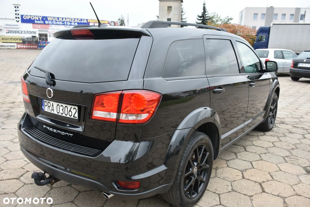 Fiat Freemont 2.0 Multijet 16V DPF Automatik Allrad Black Code - 9