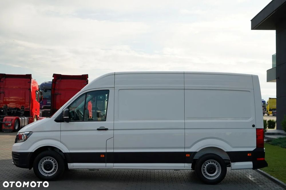 Volkswagen CRAFTER  / 2.0 D / FURGON BLASZAK / DMC: 3500 KG / 2018 ROK / SPROWADZONY / PO KONTRAKCIE SERWISOWYMN - 6