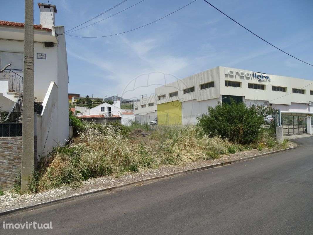 Terreno  para venda - Grande imagem: 2/5