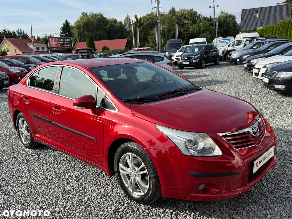 Toyota Avensis 1.8 Comfort - 22