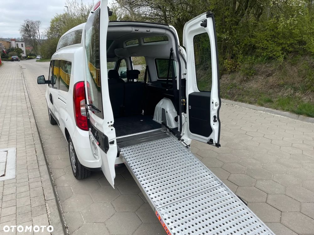 Fiat Doblo Karetka Ambulans Ambulance Sanitarny EN1789 - 7