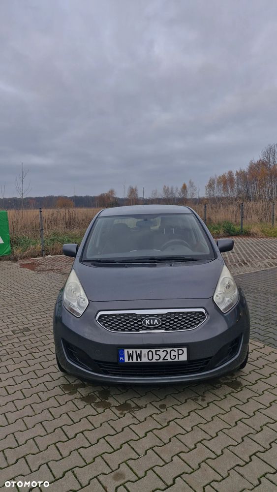 Kia Venga - 7