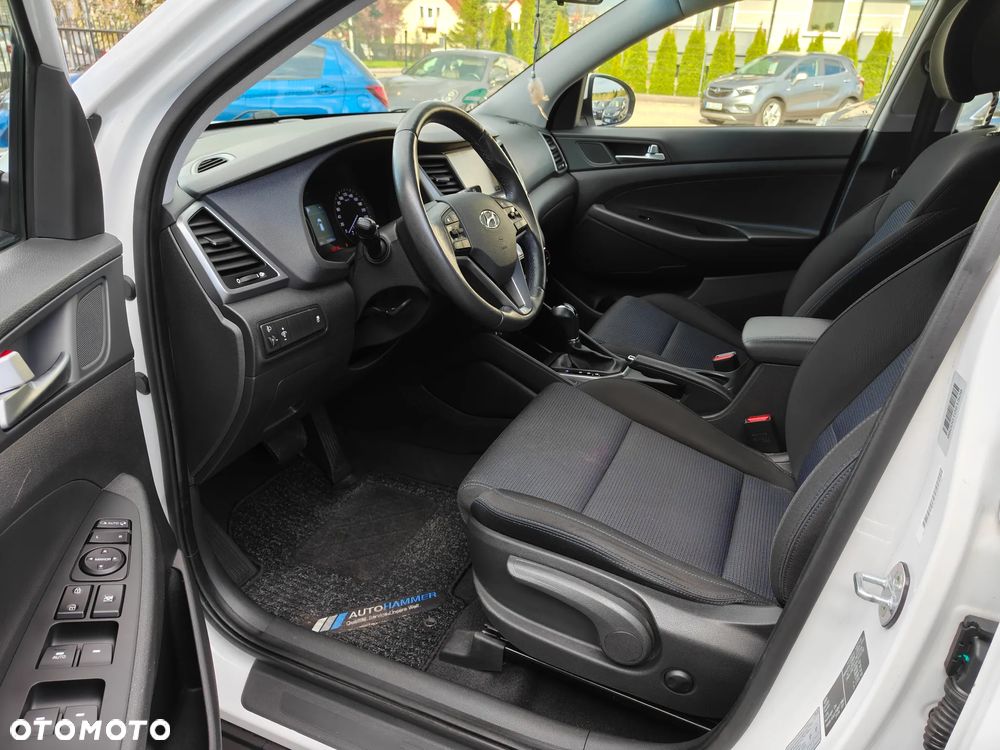 Hyundai Tucson blue 1.7 CRDi 2WD DCT Premium - 6