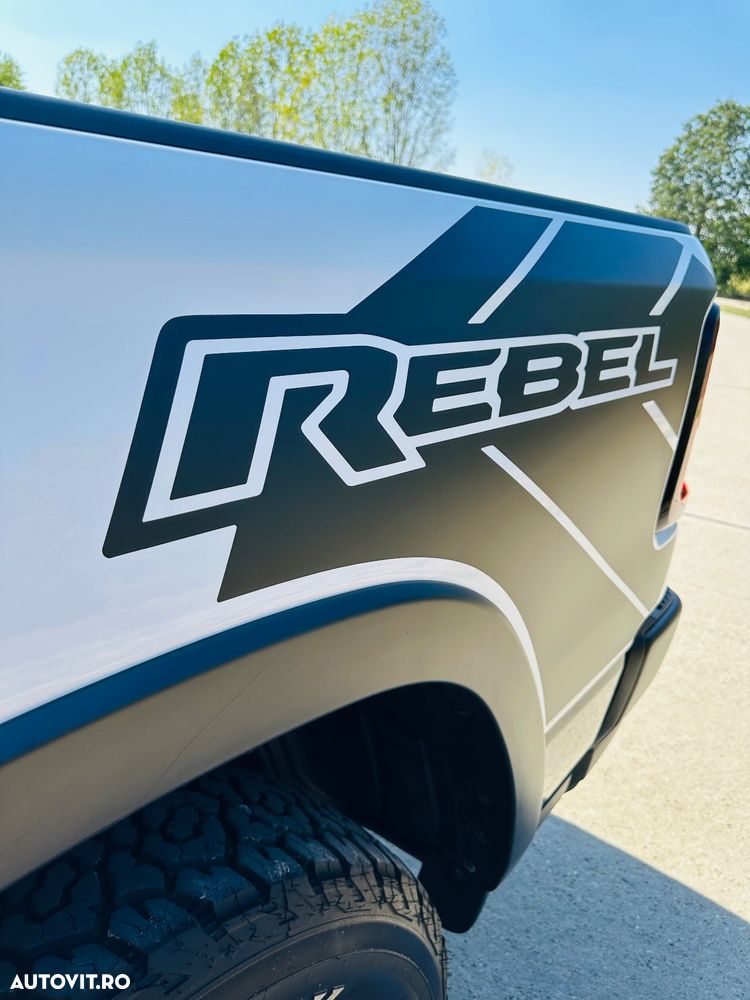 Dodge RAM - 18