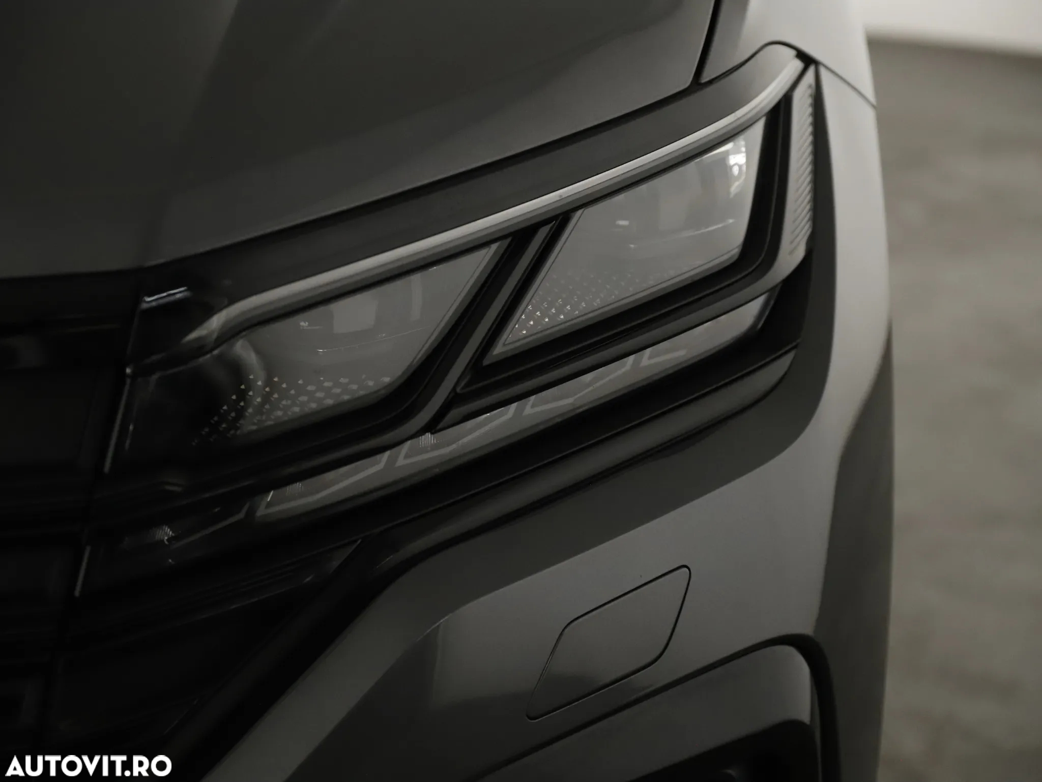 Volkswagen Touareg 3.0 V6 TDI 4Motion DPF Automatik R-Line - 9