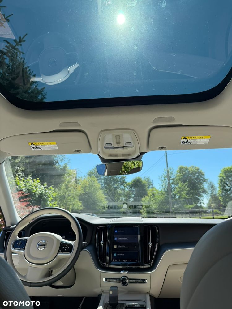 Volvo XC 60 B5 B AWD Momentum - 13