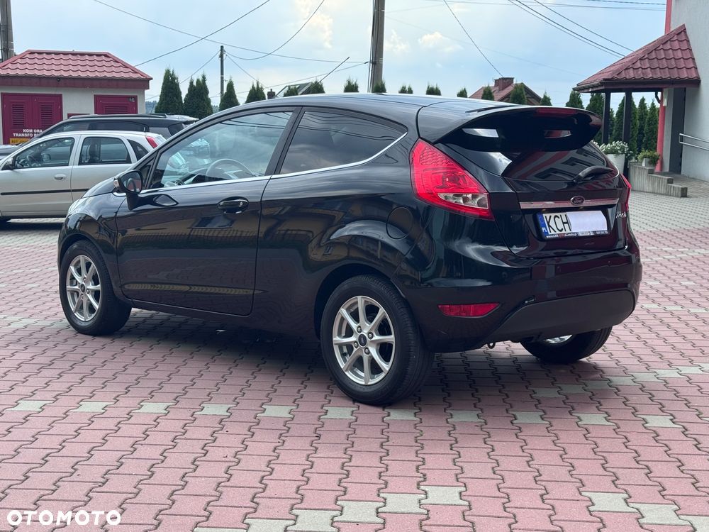 Ford Fiesta 1.25 Champions Edition - 11