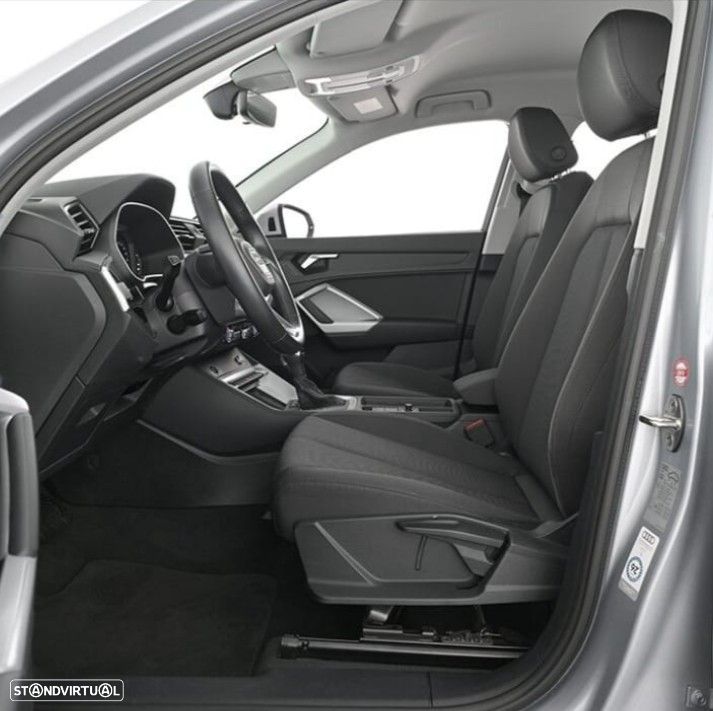 Audi Q3 45 TFSIe S tronic - 8