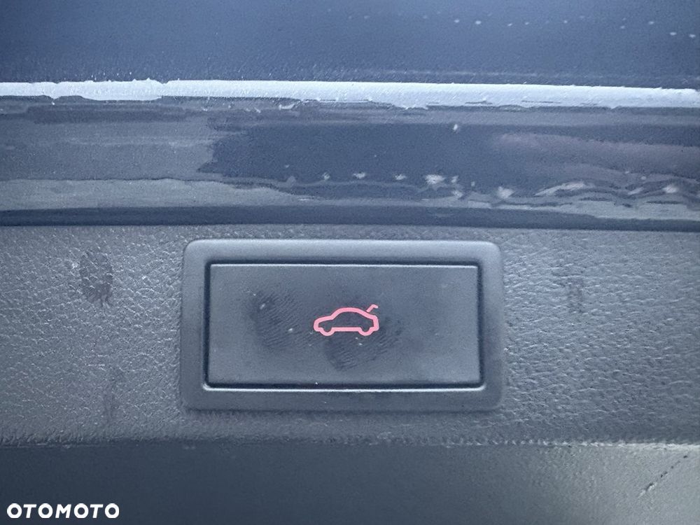 Skoda Octavia 2.0 TDI SCR Ambition DSG - 8