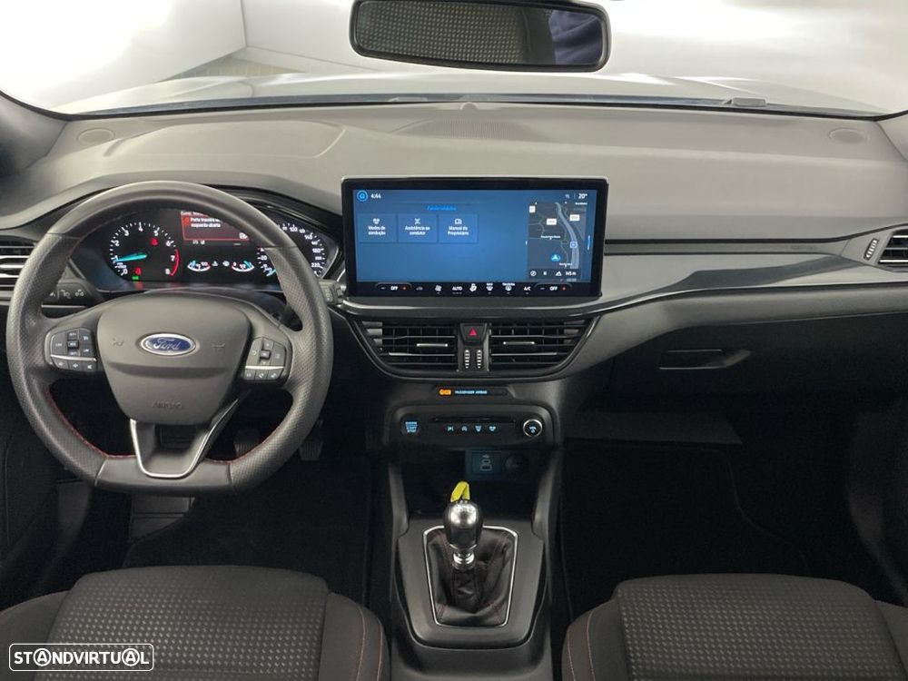 Ford Focus 1.0 EcoBoost MHEV ST-Line - 10