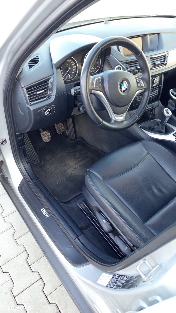 BMW X1 xDrive20d xLine - 21