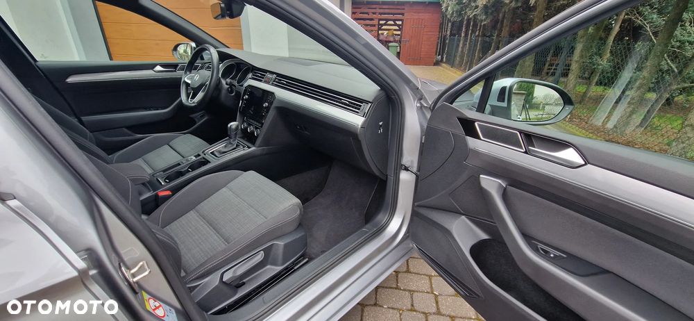 Volkswagen Passat 2.0 TDI Business DSG - 6