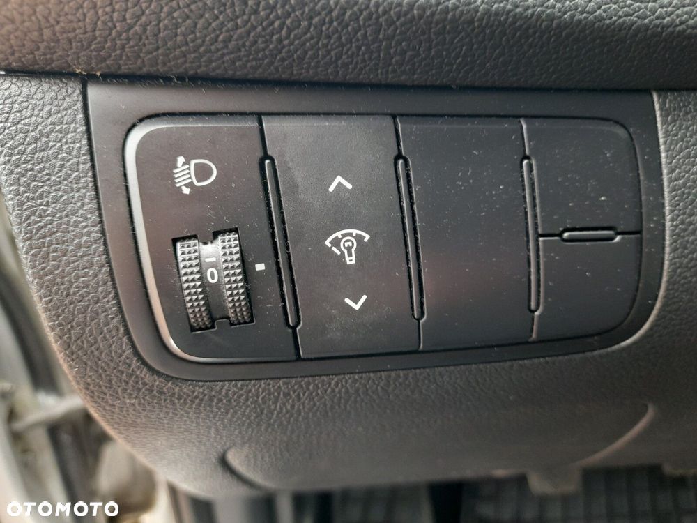 Kia Ceed 1.6 GDI M - 13
