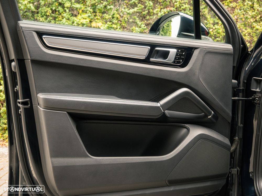 Porsche Cayenne E-Hybrid Tiptronic S - 41