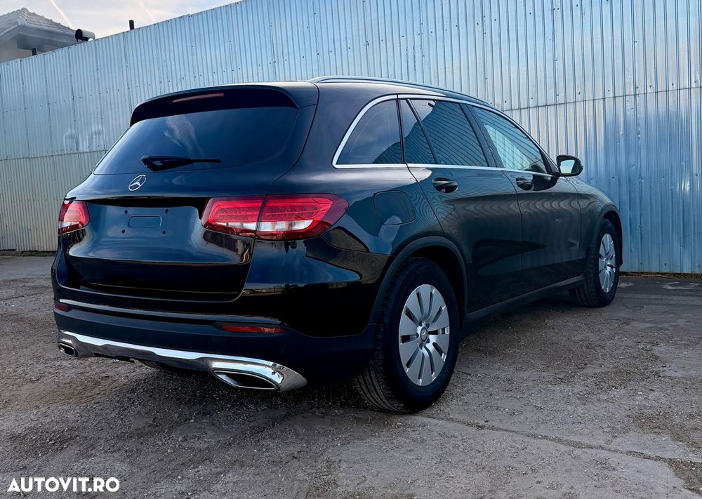 Mercedes-Benz GLC - 3